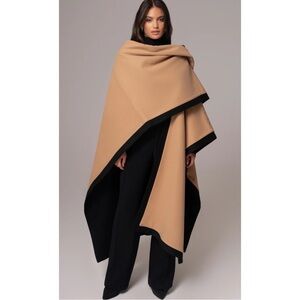 JLUXLABEL | NWOT $145 Park City Reversible Shawl in Beige/Black